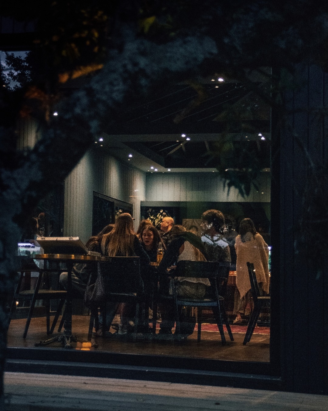 evening-gathering-CUdSqrKH