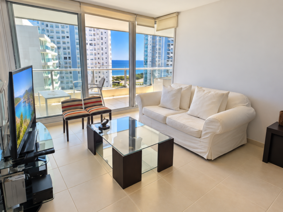 Season Tower Playa Mansa Punta del Este