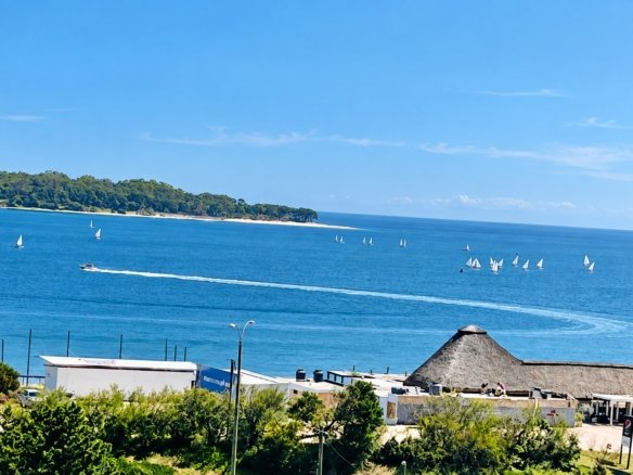 Vista al mar desde Gala Tower en Playa Mansa Punta del Este